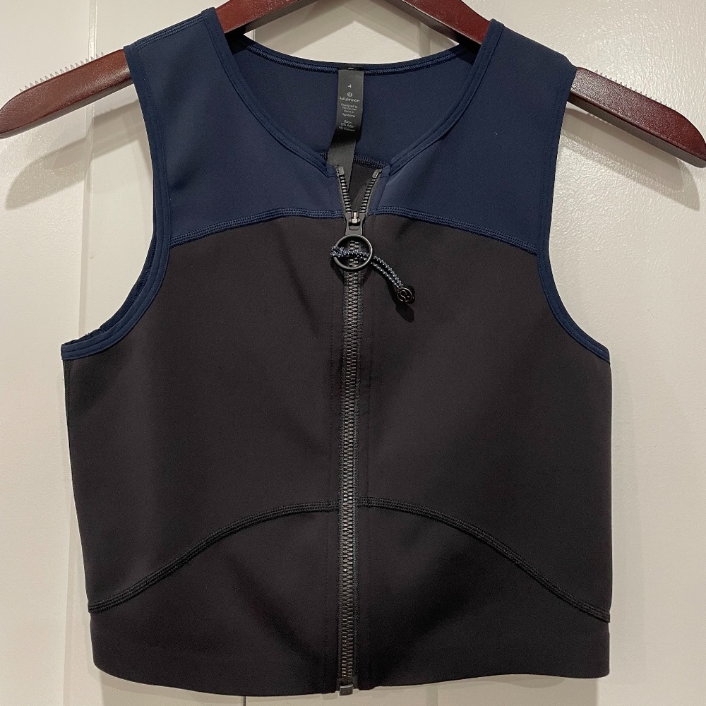 Lululemon Roksanda Zip Up Bra/Top